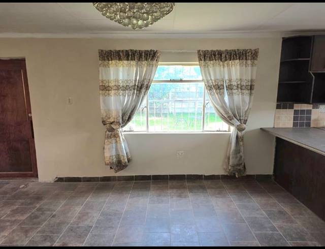 2 BEDROOM PROPERTY TO RENT IN PRETORIA GARDENS